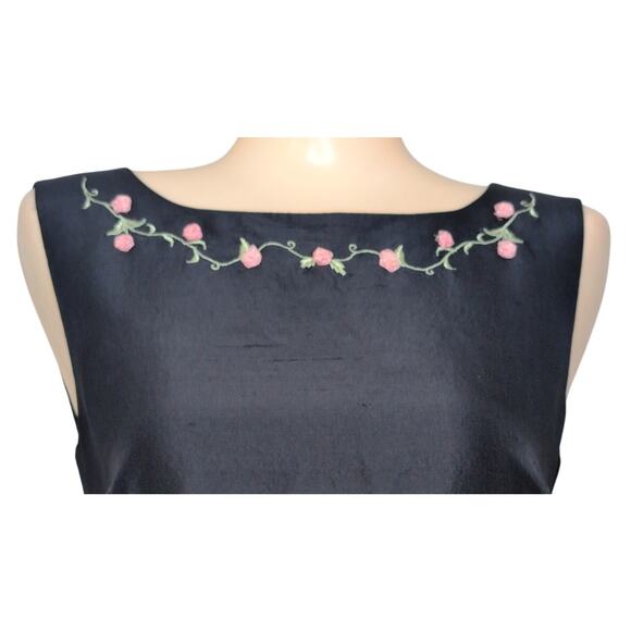 Silk Embroidered Sheath Dress 10 Old Money Preppy Classic Minimalist Rosette - Picture 3 of 5